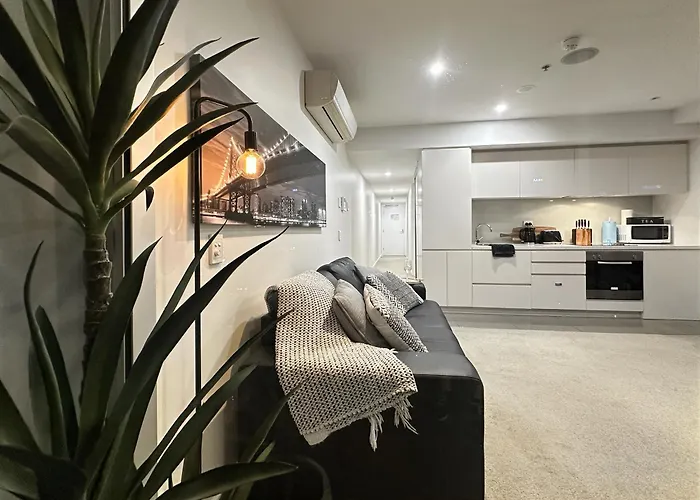 Cbd Sky View Apartment